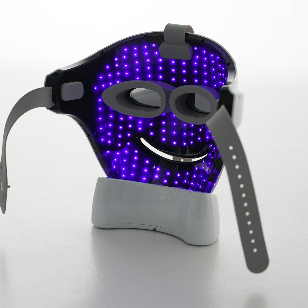 Dermao Halo LED Mask set to purple light technology